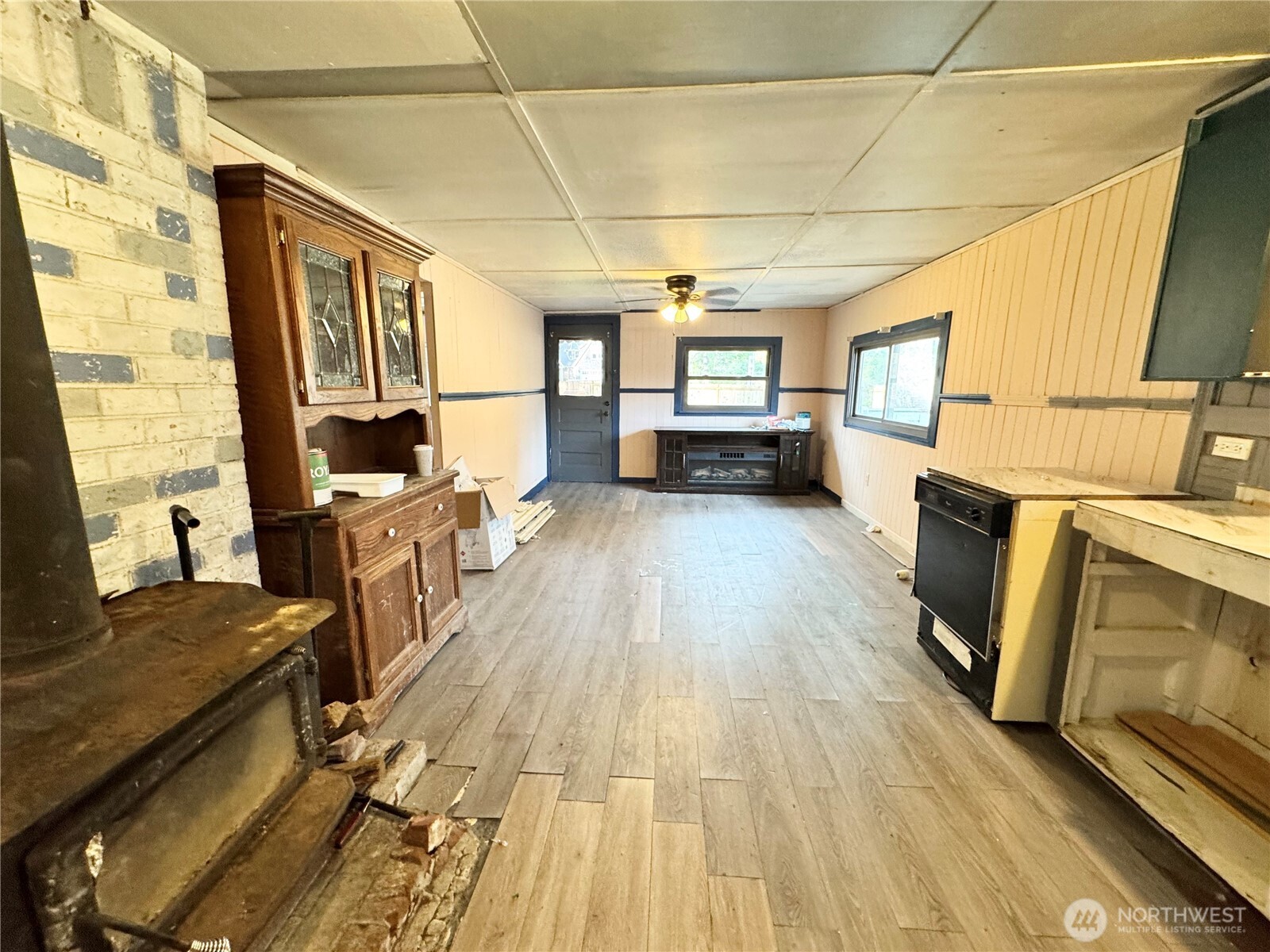 2514 Willows Road Property Photo 3
