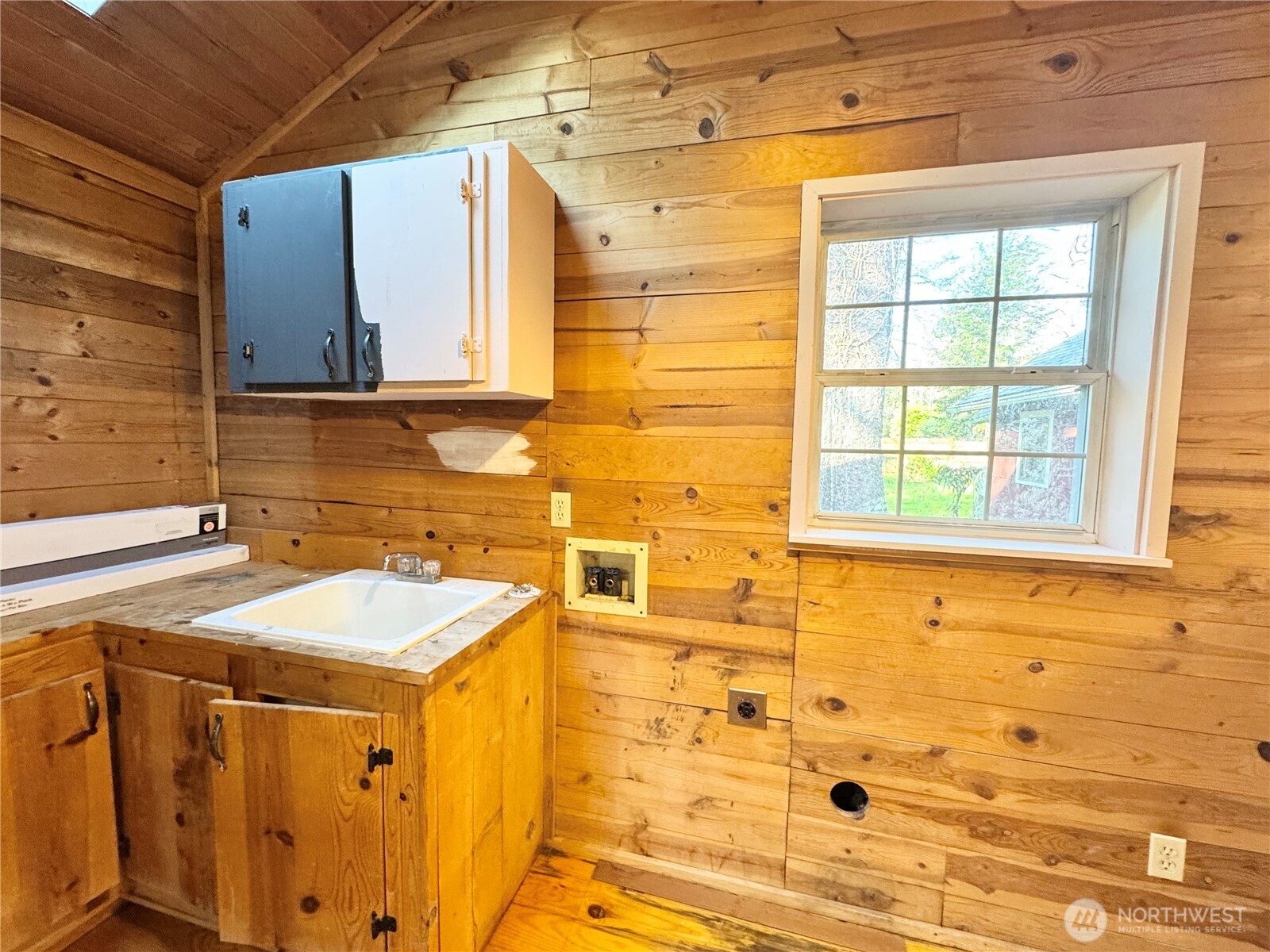2514 Willows Road Property Photo 16
