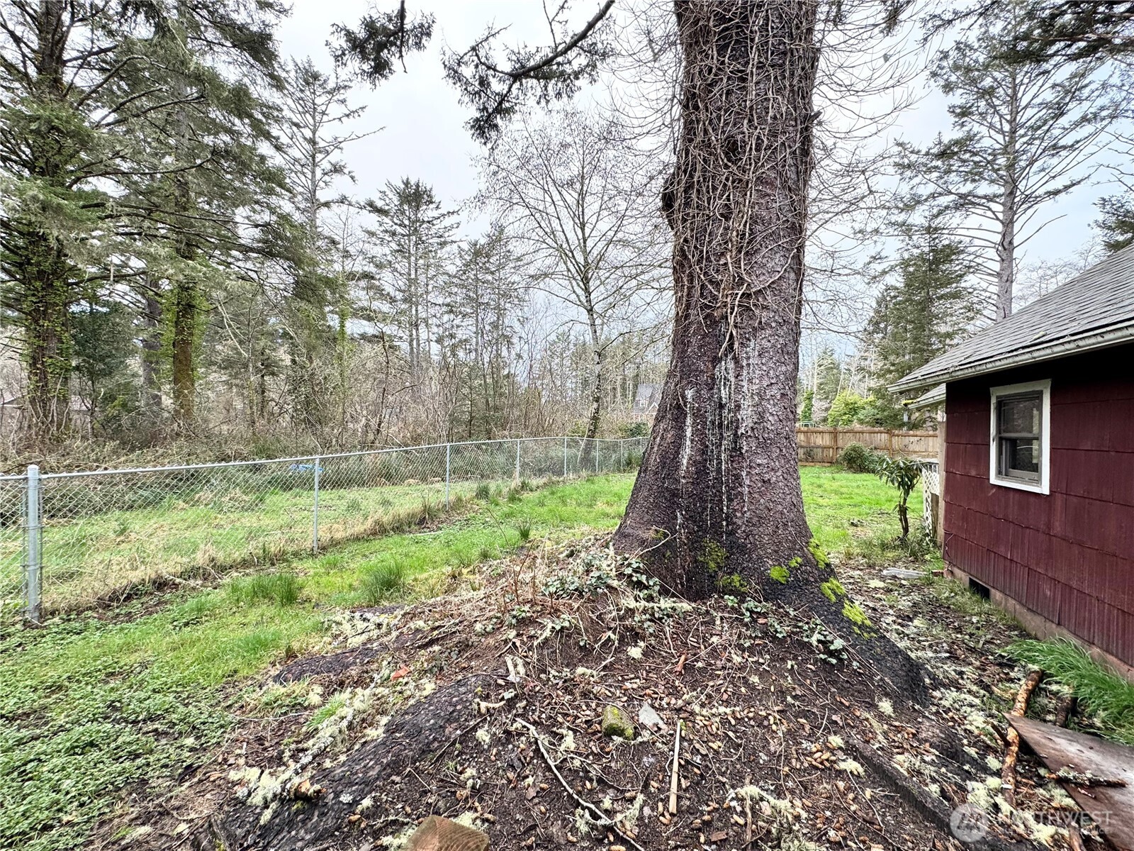 2514 Willows Road Property Photo 24