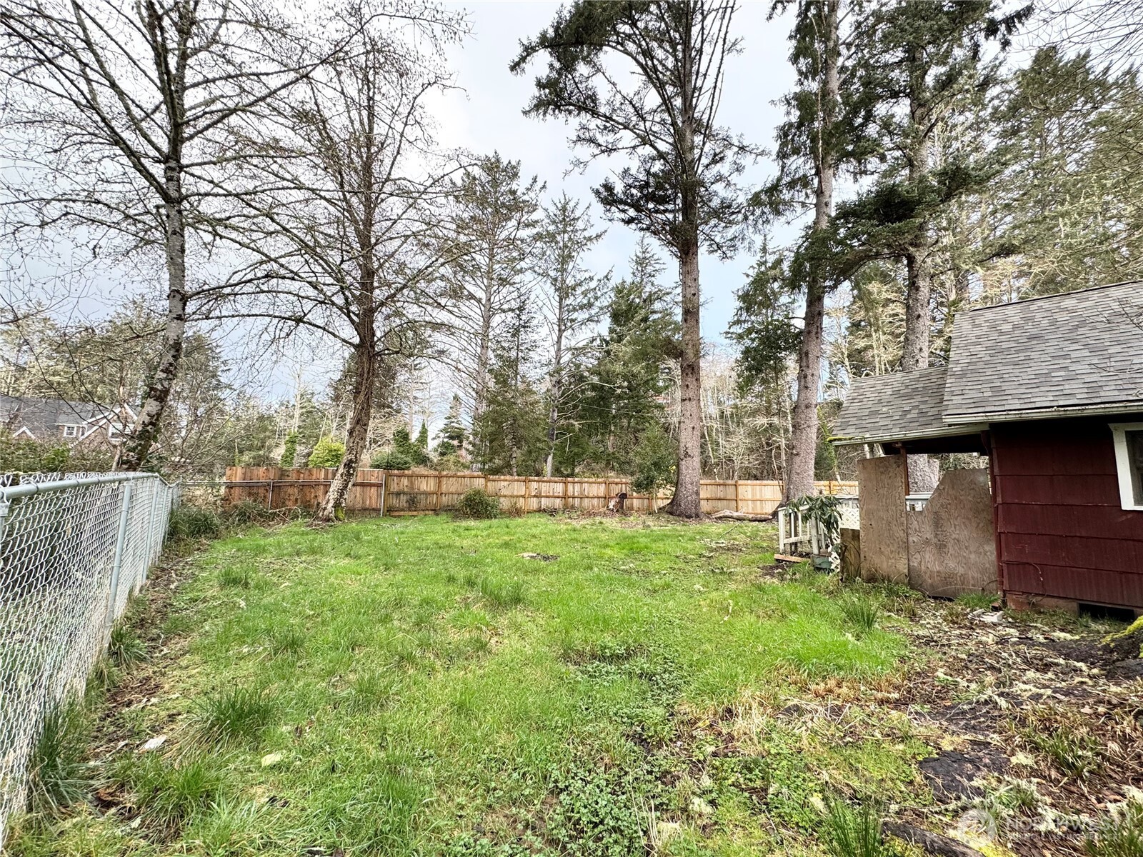 2514 Willows Road Property Photo 25