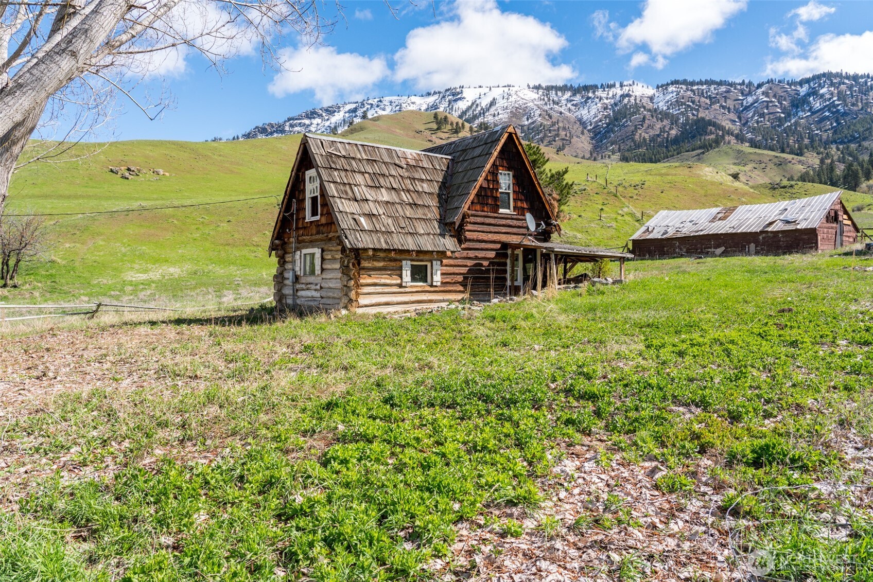 7993 Nahahum Canyon Road Property Photo