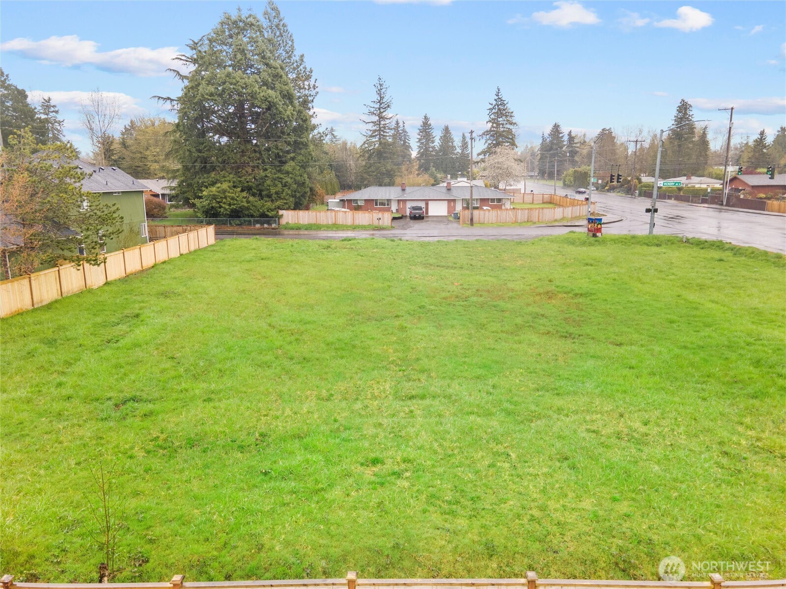 11122 Vickery Avenue A-f Property Photo 13