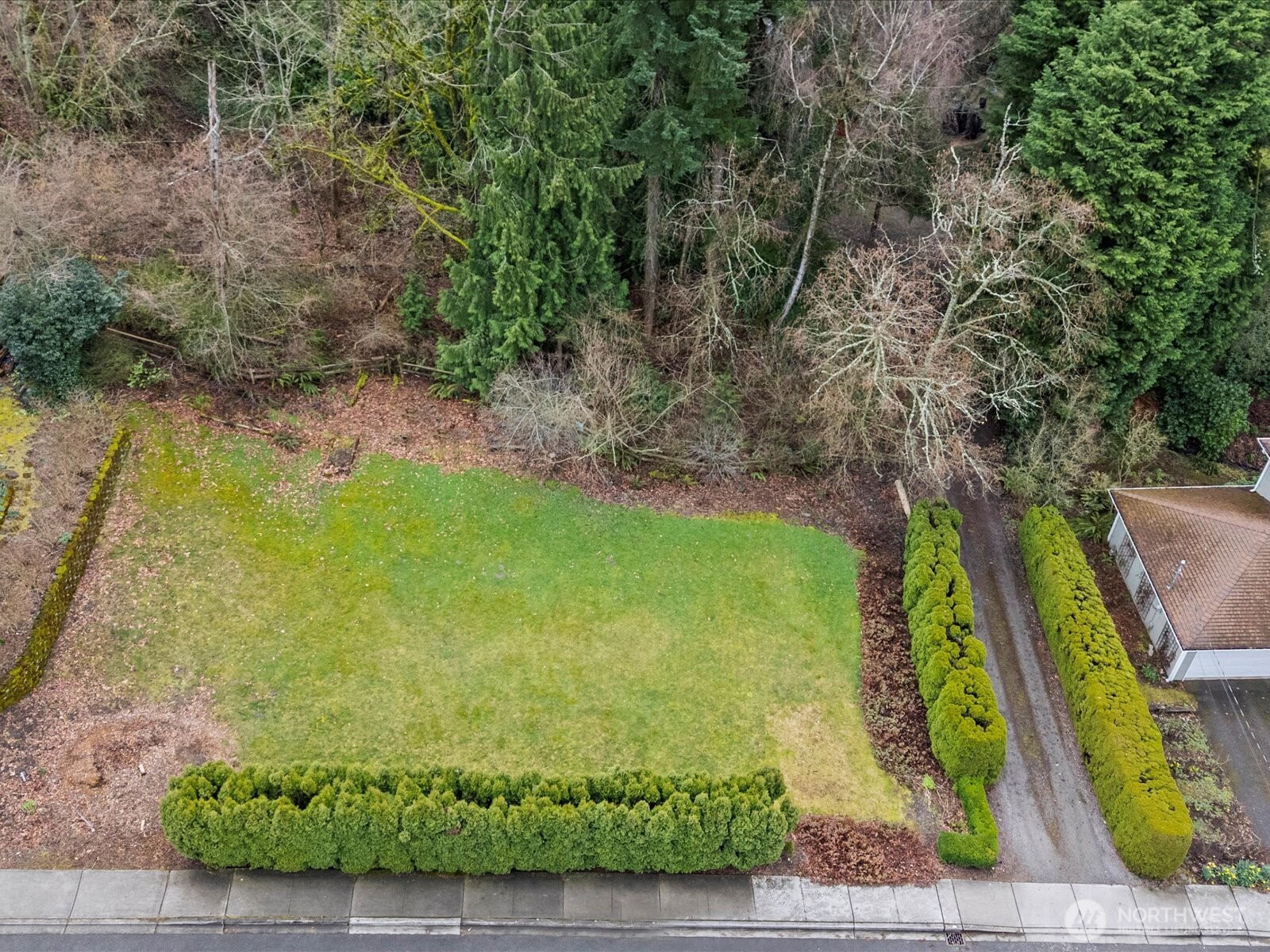 1209 Kirkland Avenue Property Photo 9