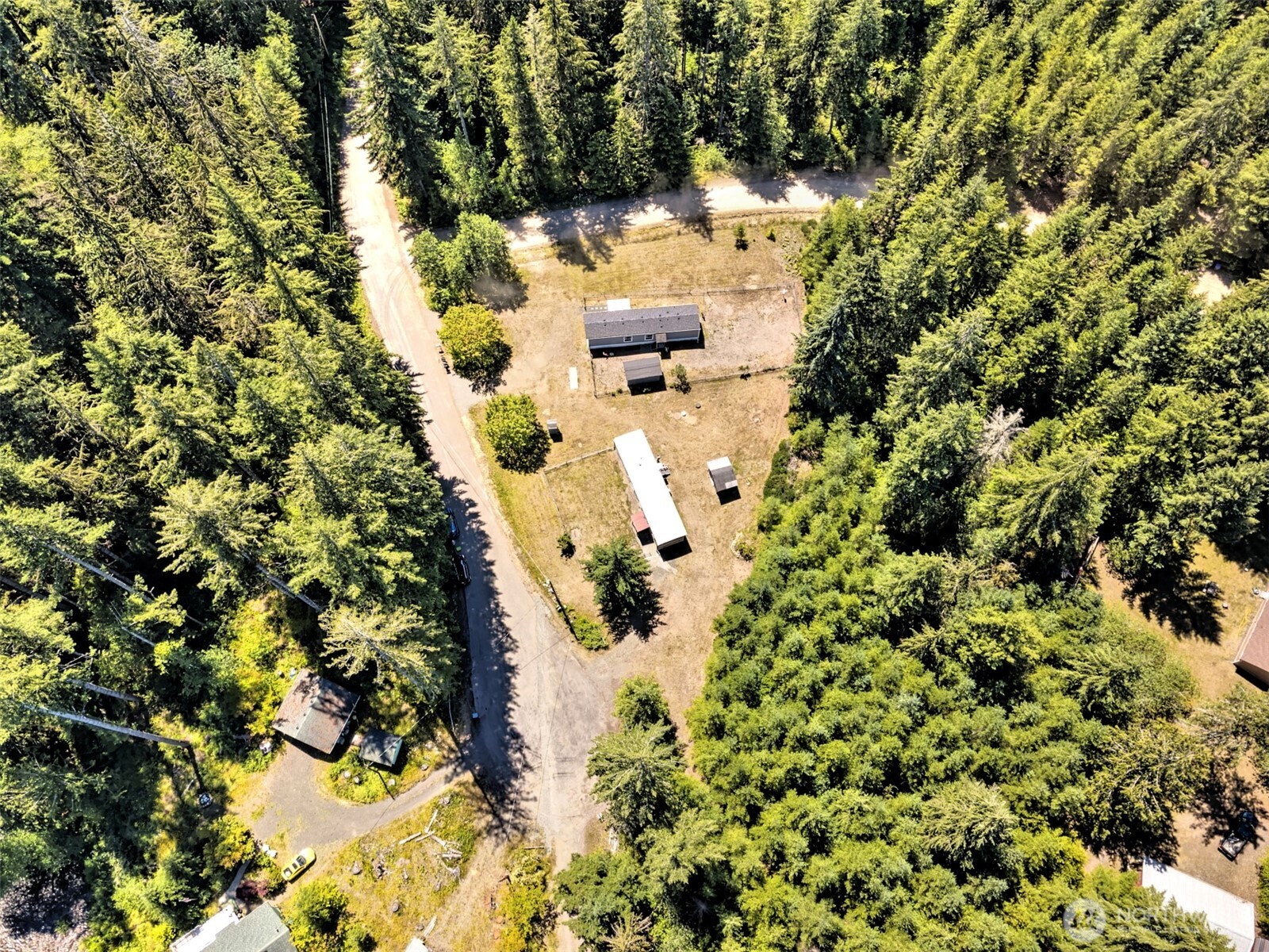 20 W Newberry Lane Property Photo