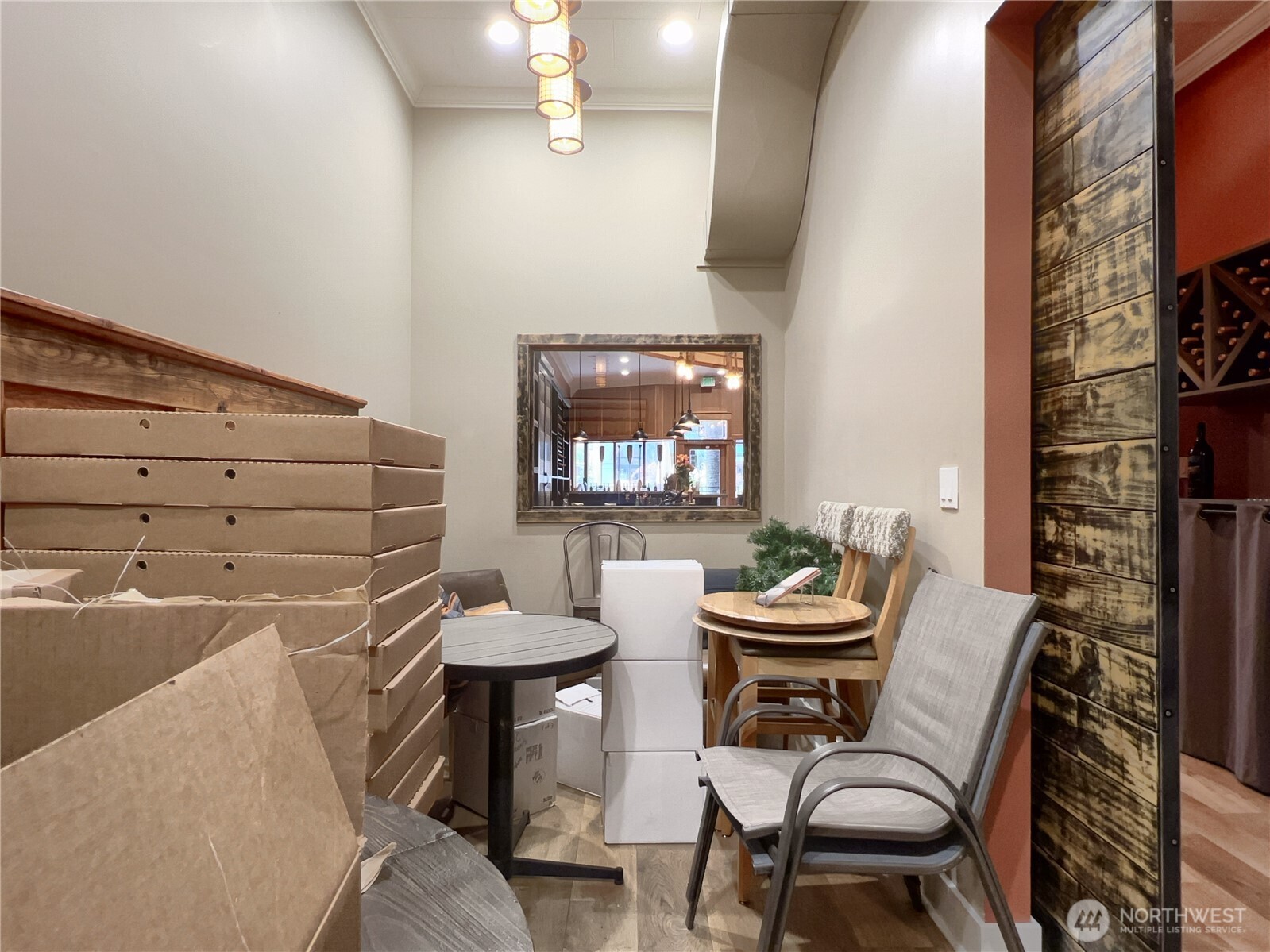 45 E Main Street Property Photo 17