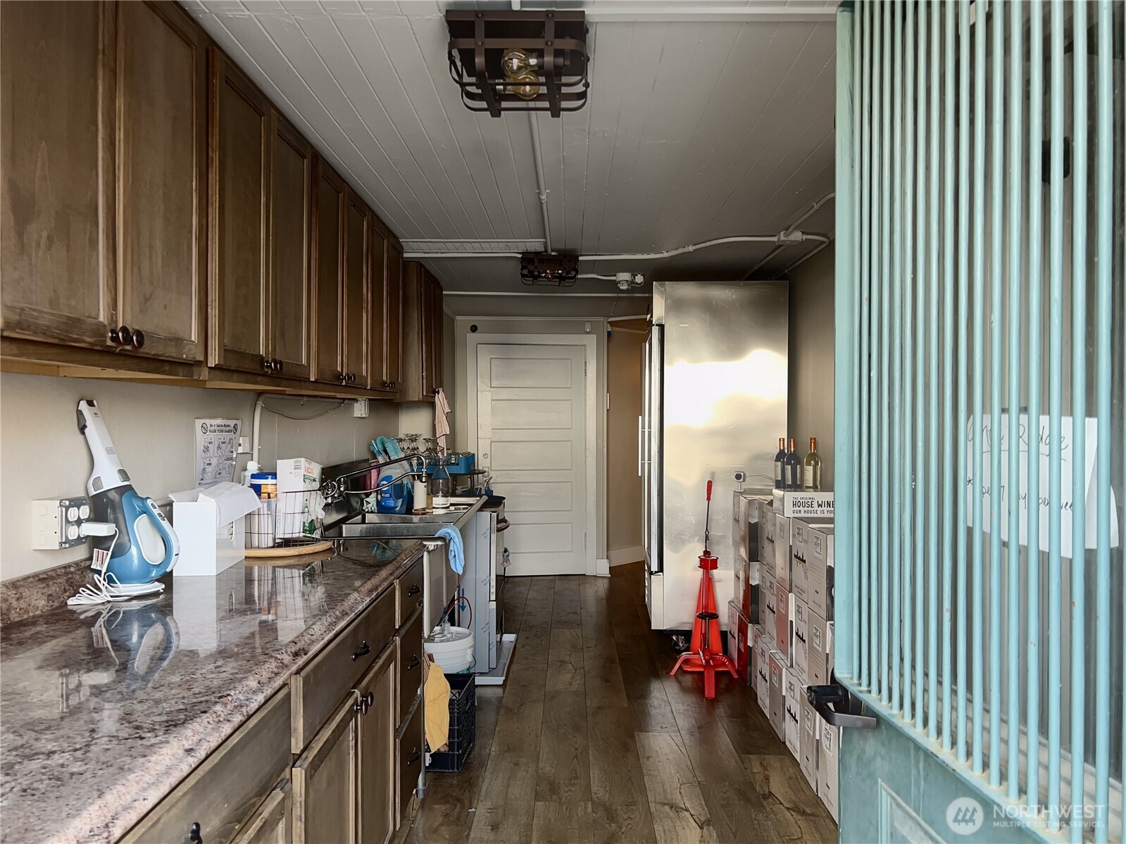 45 E Main Street Property Photo 40