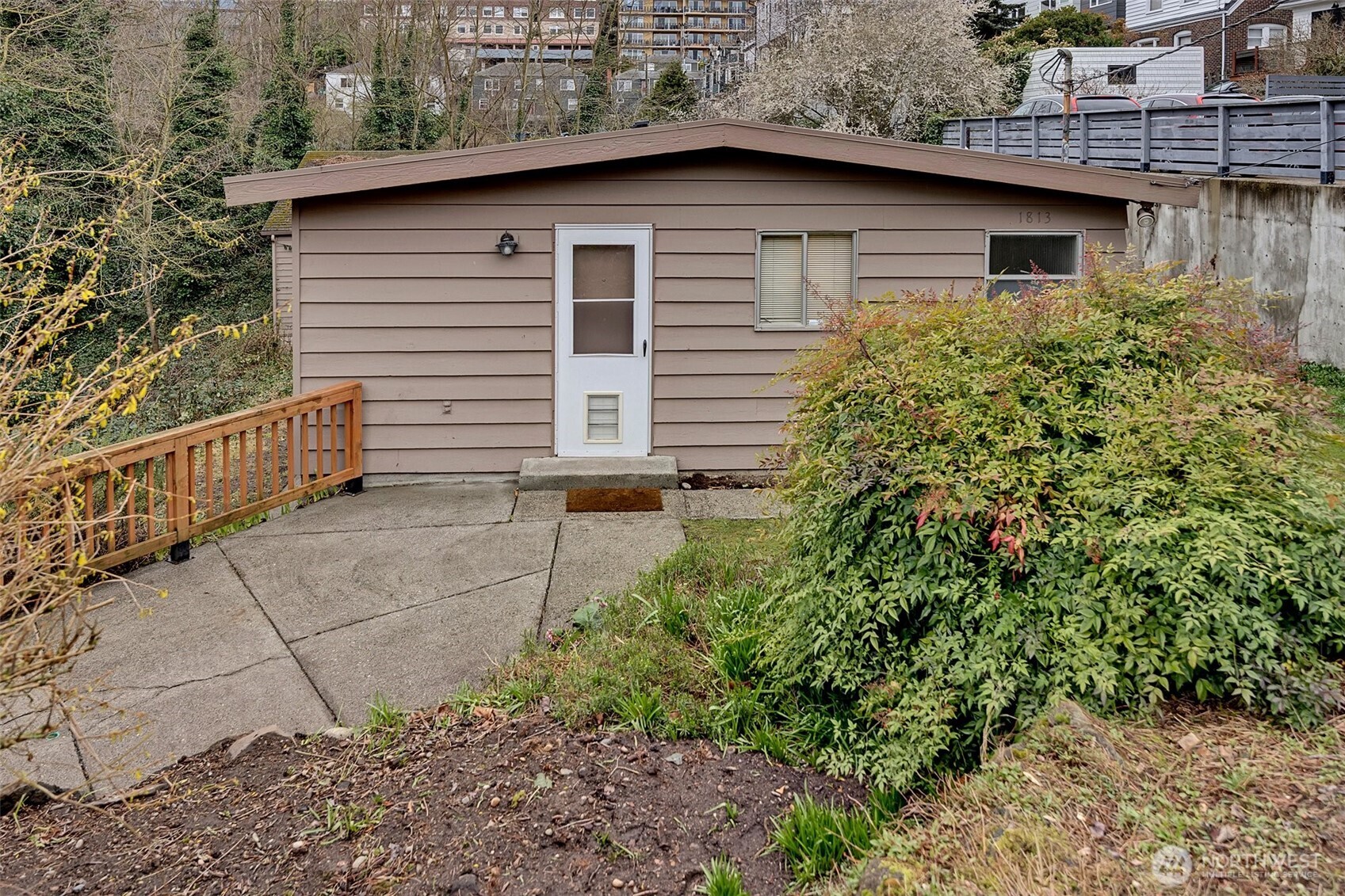 1813 Taylor Avenue Property Photo 3