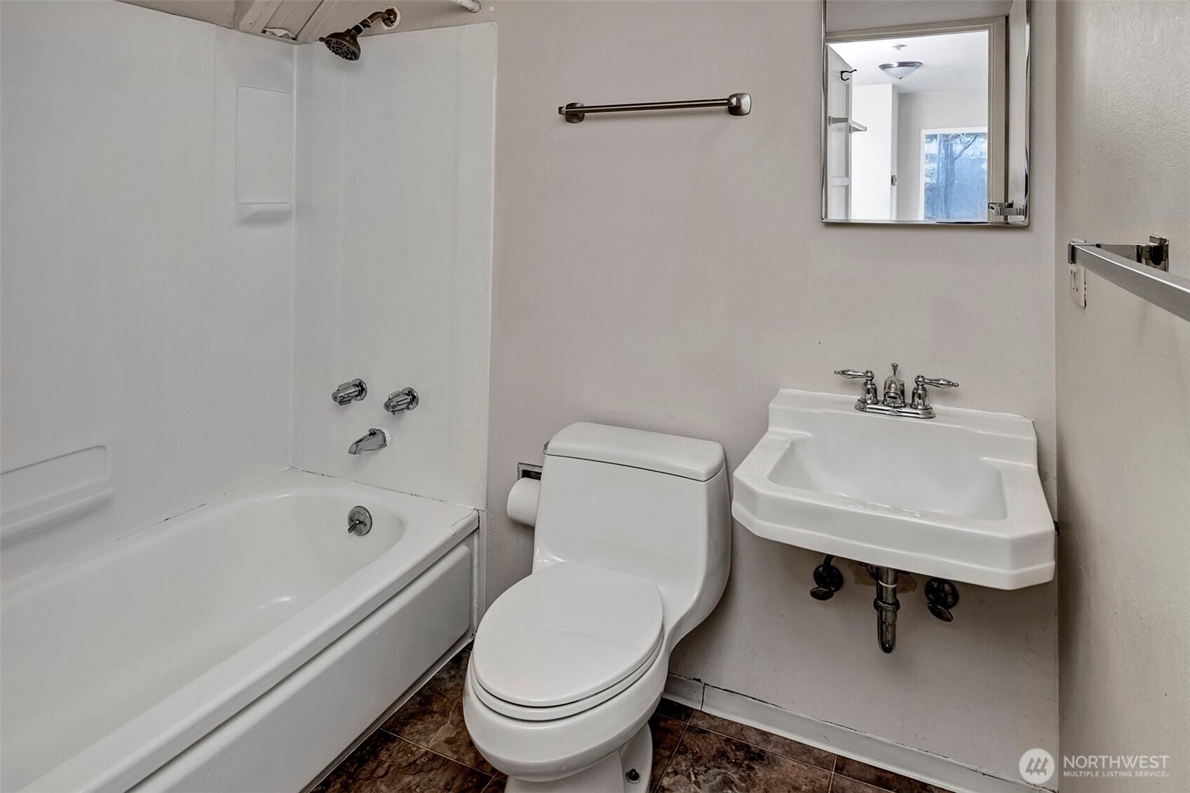 1813 Taylor Avenue Property Photo 17