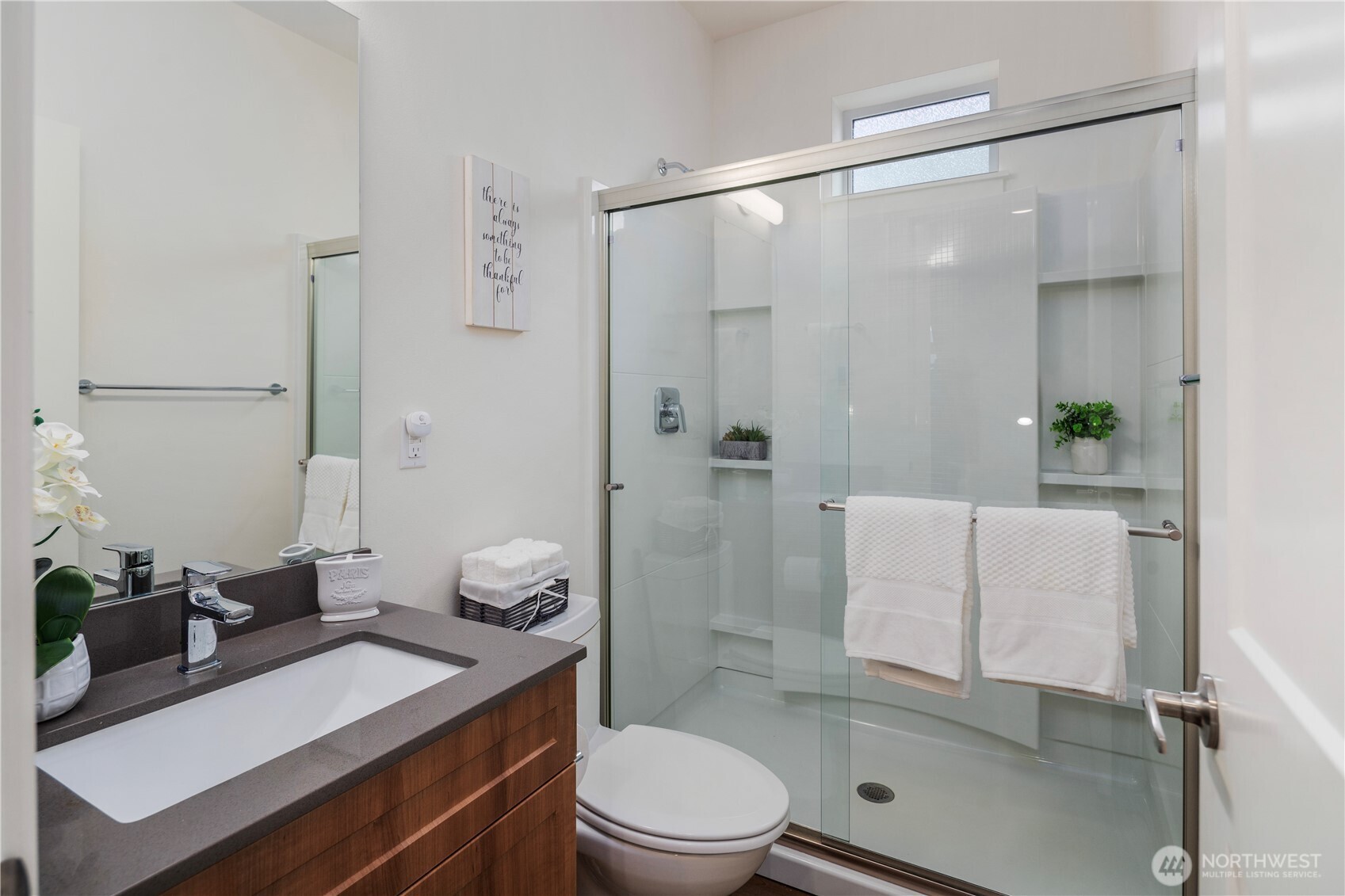 18320 96th Lane B Property Photo 7
