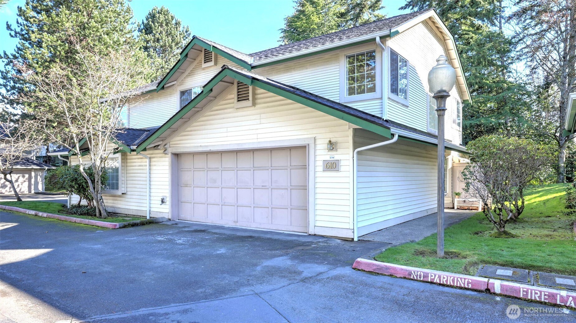 610 122nd Avenue Property Photo