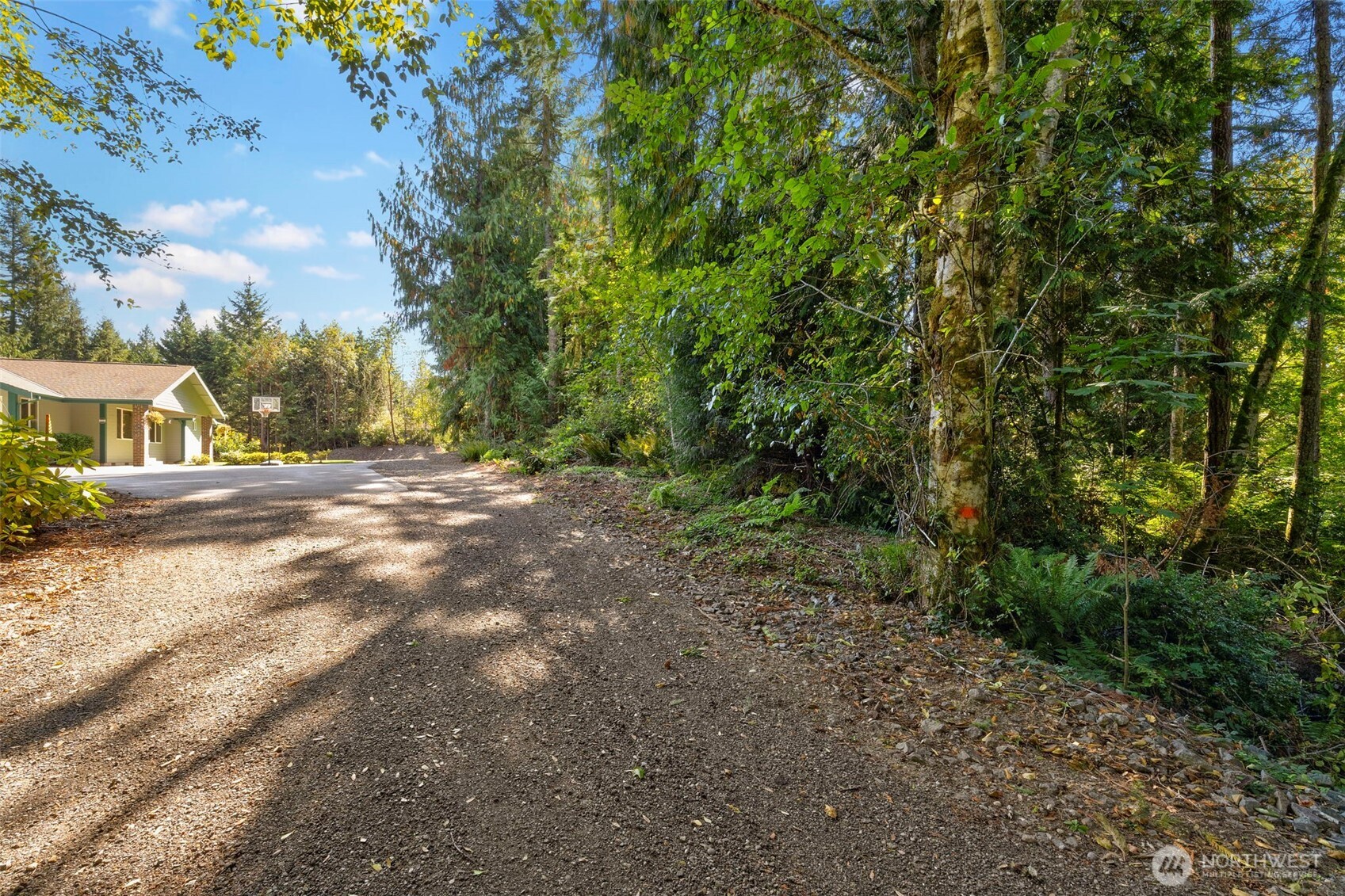 17680 Hallman Road Property Photo 9