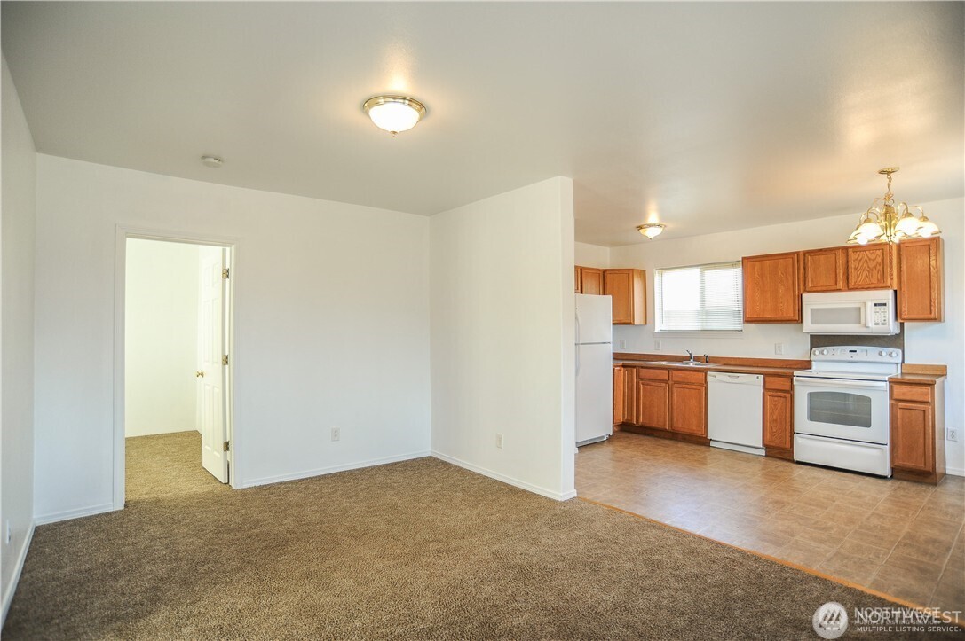 2525 Simpson Avenue Property Photo 11