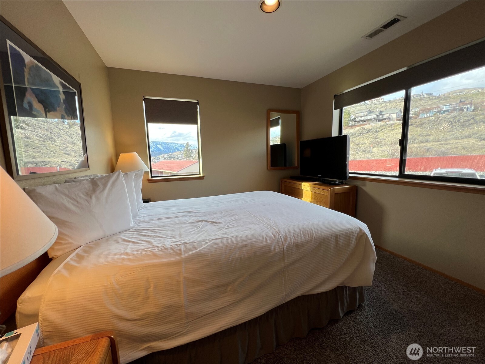100 Lake Chelan Shores Drive 17-8j Property Photo 3