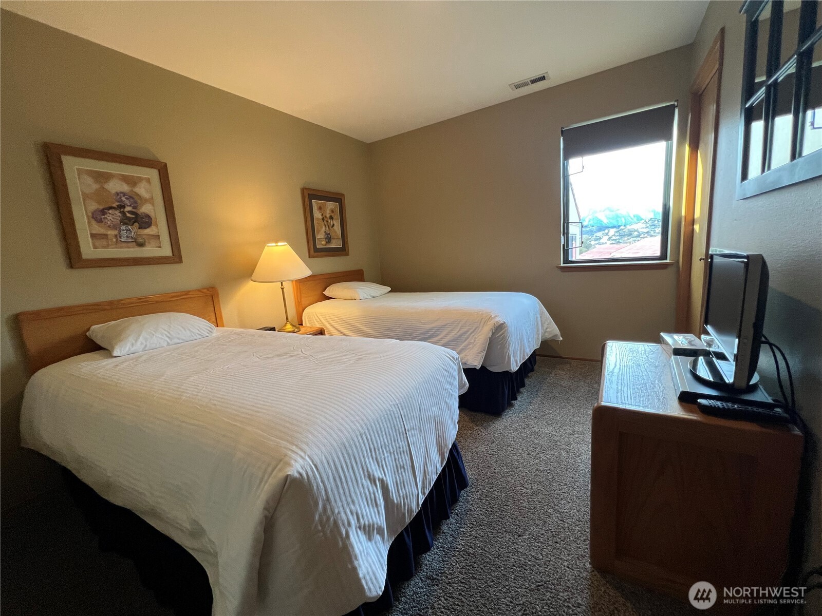 100 Lake Chelan Shores Drive 17-8j Property Photo 7