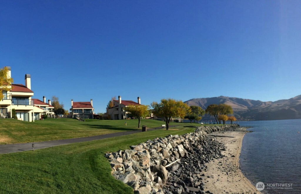 100 Lake Chelan Shores Drive 17-8j Property Photo 19