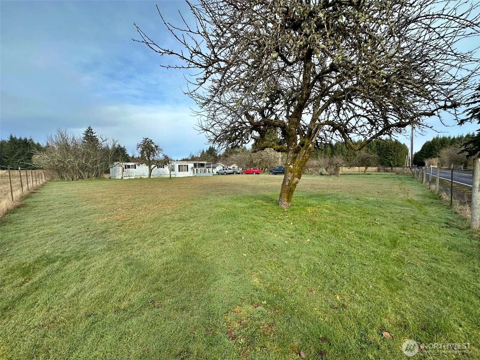 338 Berry Road Property Photo 5