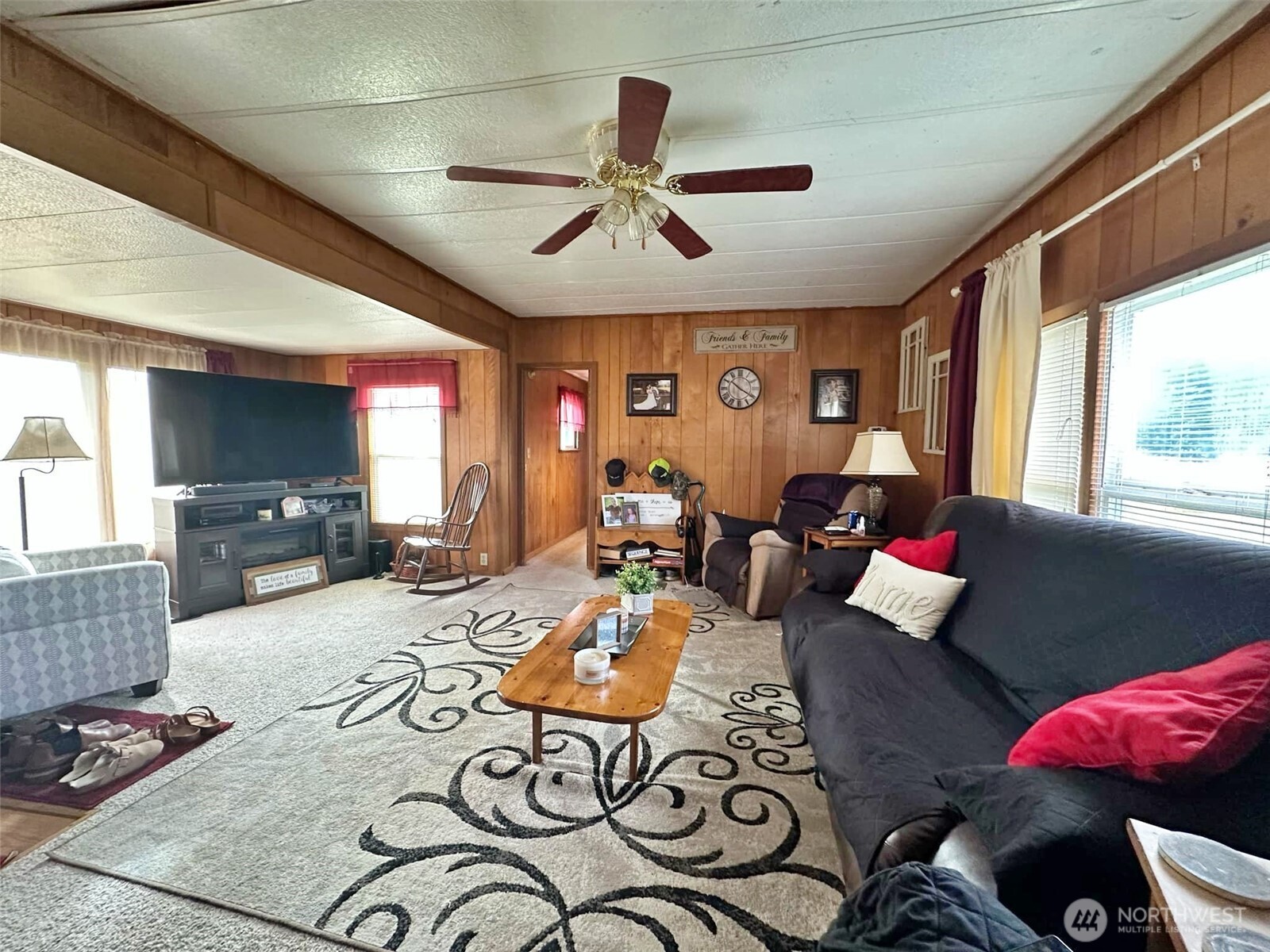 338 Berry Road Property Photo 8