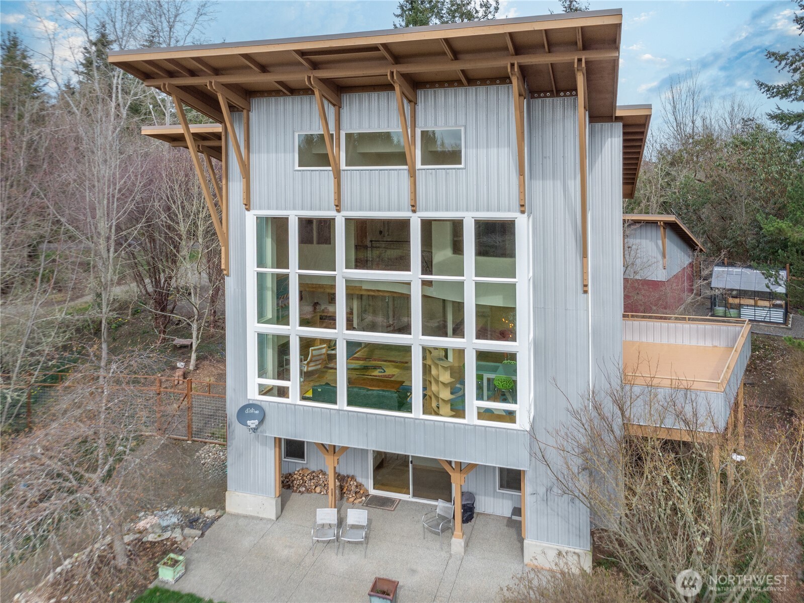 1221 Woodland Avenue Property Photo