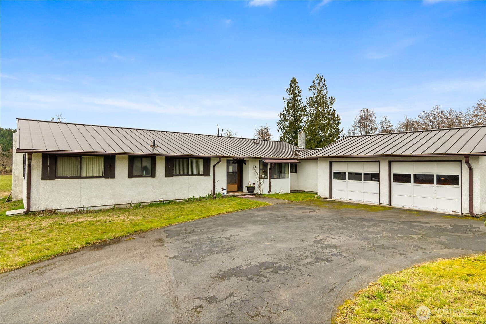 4404 Sussex Avenue Property Photo