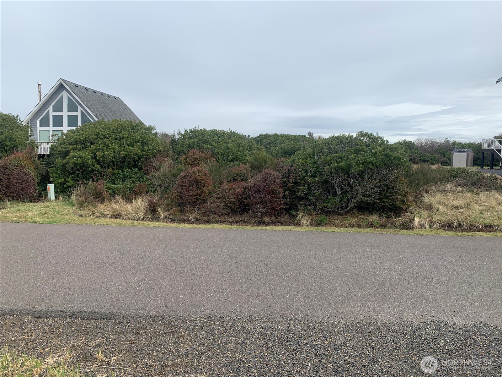 1074 Crestshire Loop Property Photo 1
