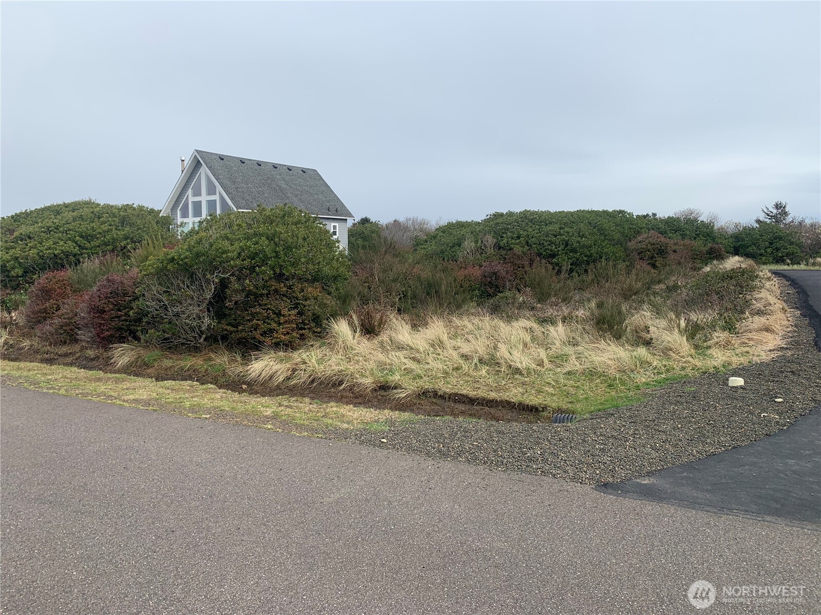 1074 Crestshire Loop Property Photo 7