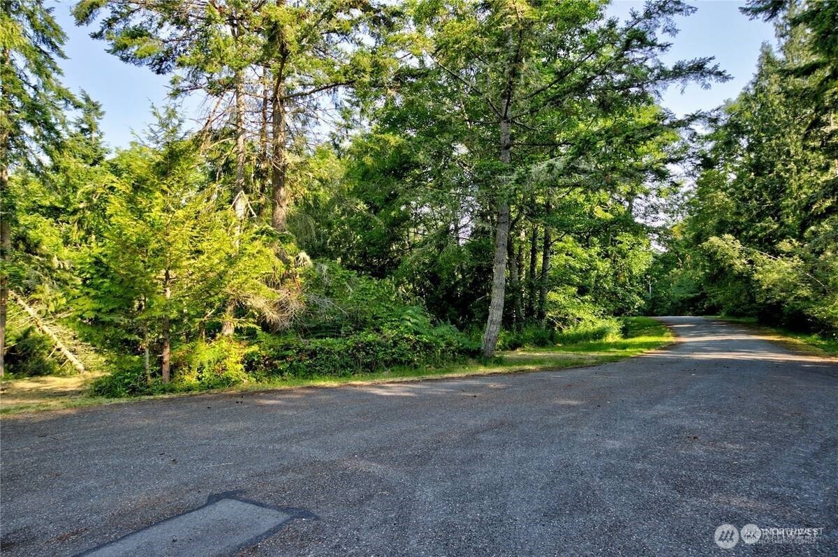 7 Xx Saddle Drive Property Photo 4