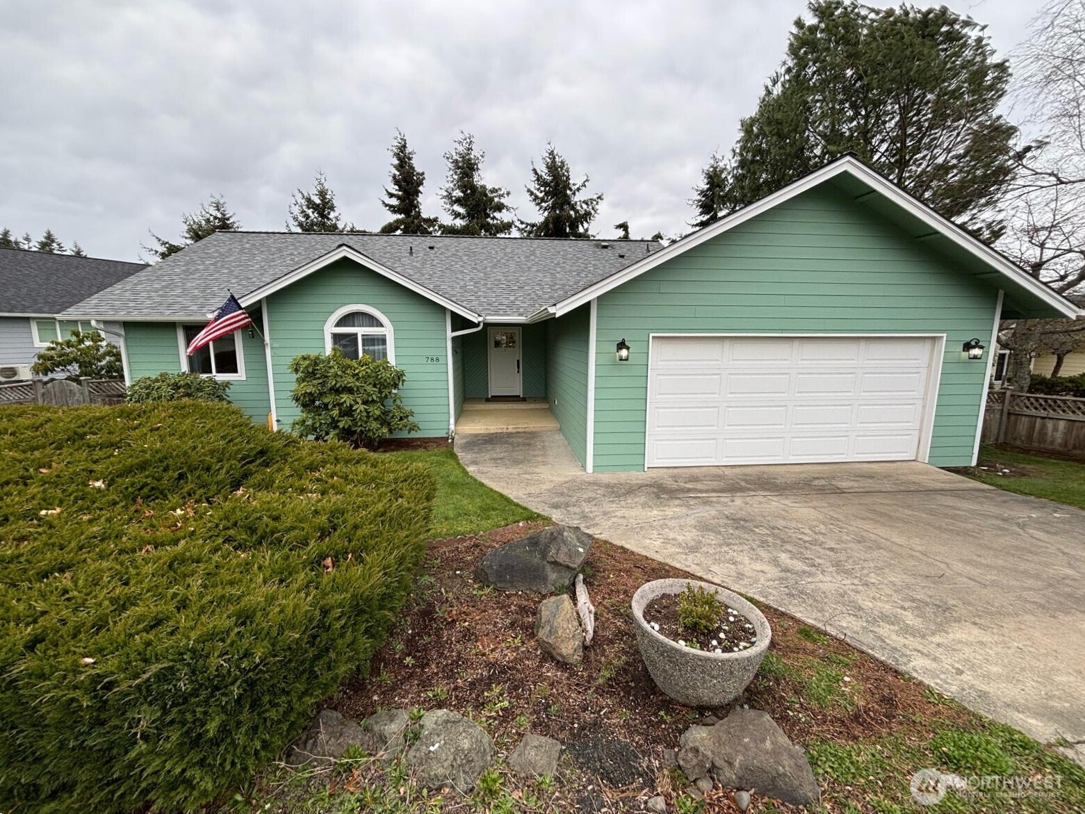 788 E 41st Street Property Photo