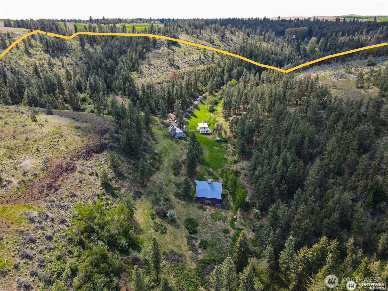 39297 Halverson Canyon Road Property Photo 4
