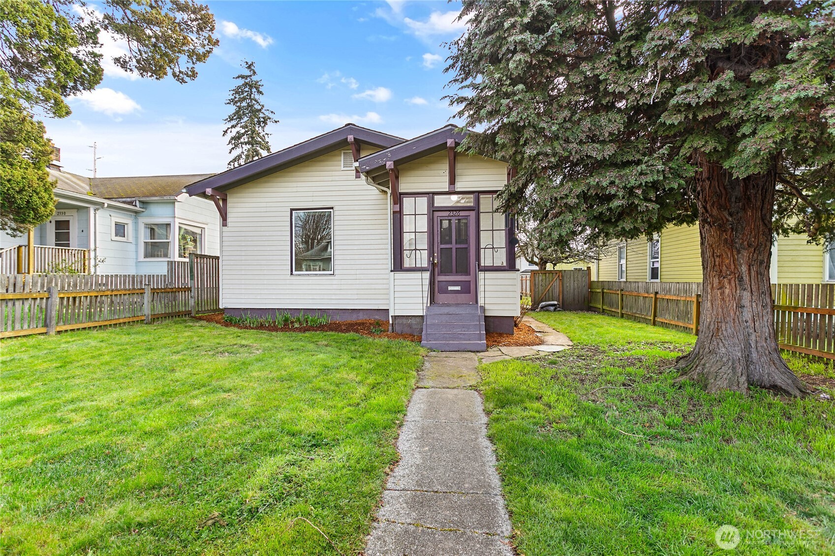 2326 King Street Property Photo