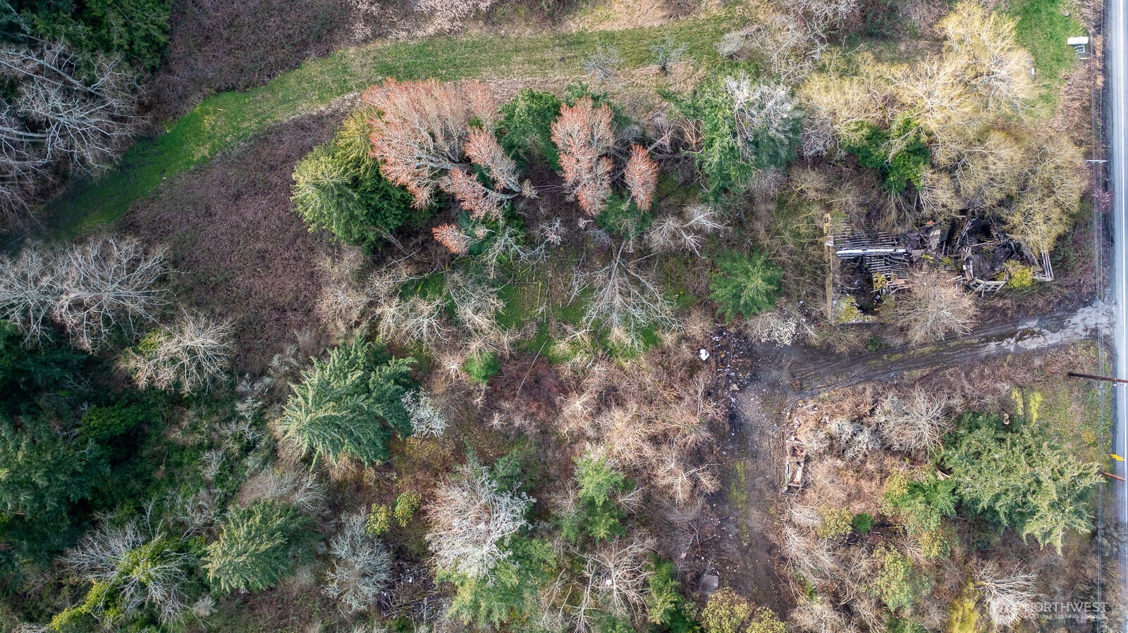 7648 State Route 20 Property Photo 9