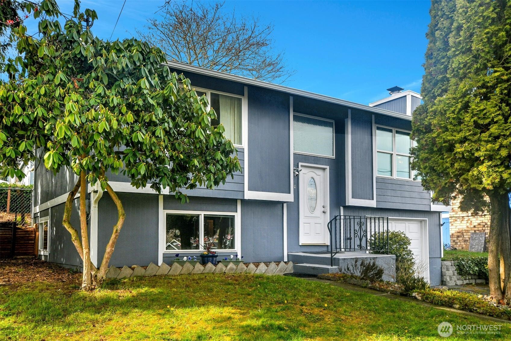 5420 E L Street Property Photo 1