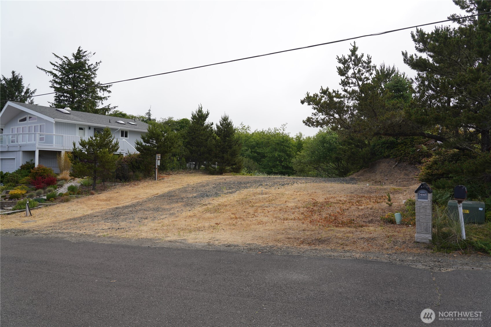 34504 J Place Property Photo 16