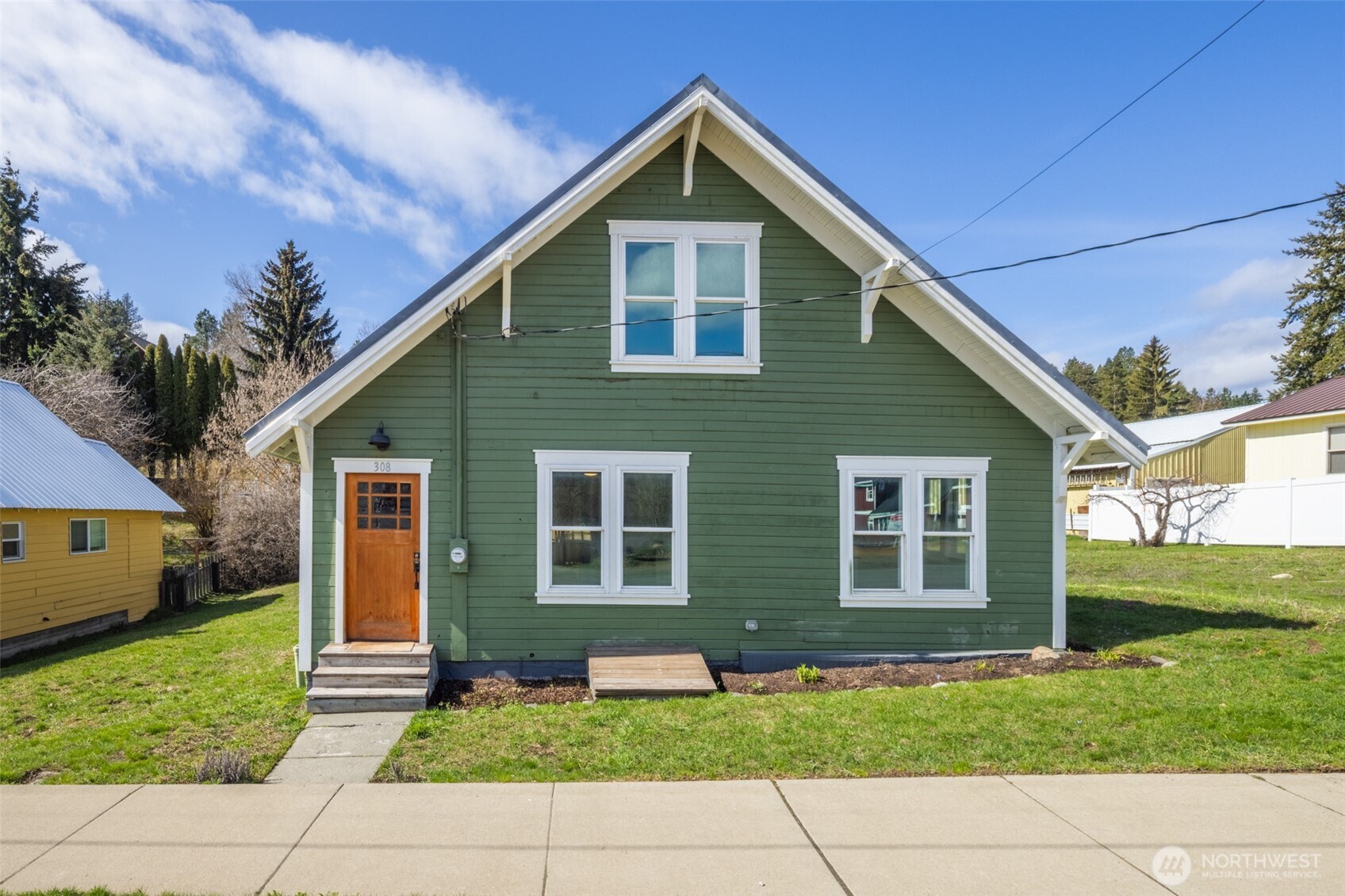 308 S 1st Street Property Photo