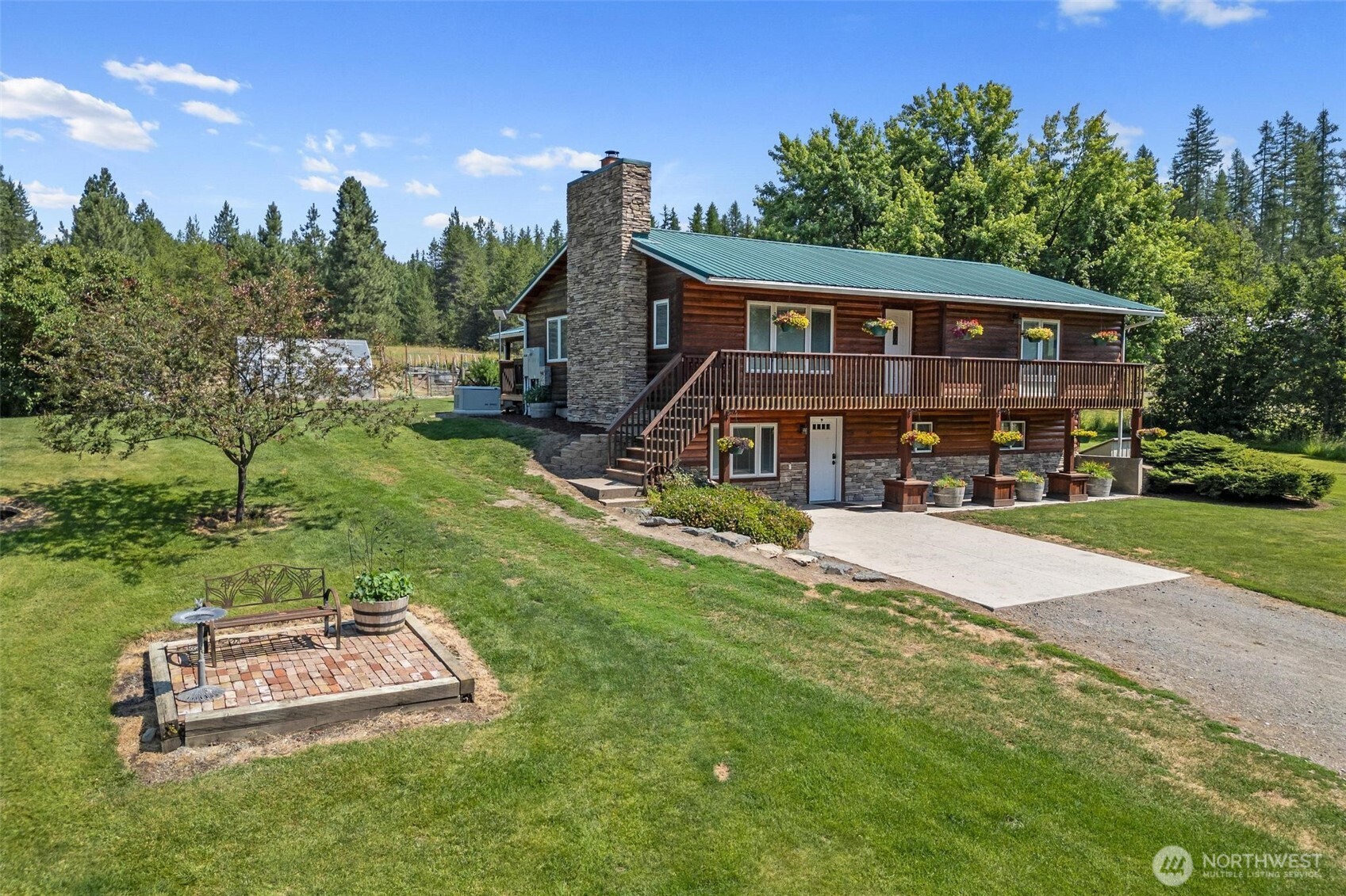1381 Little Twin Lakes Road Property Photo
