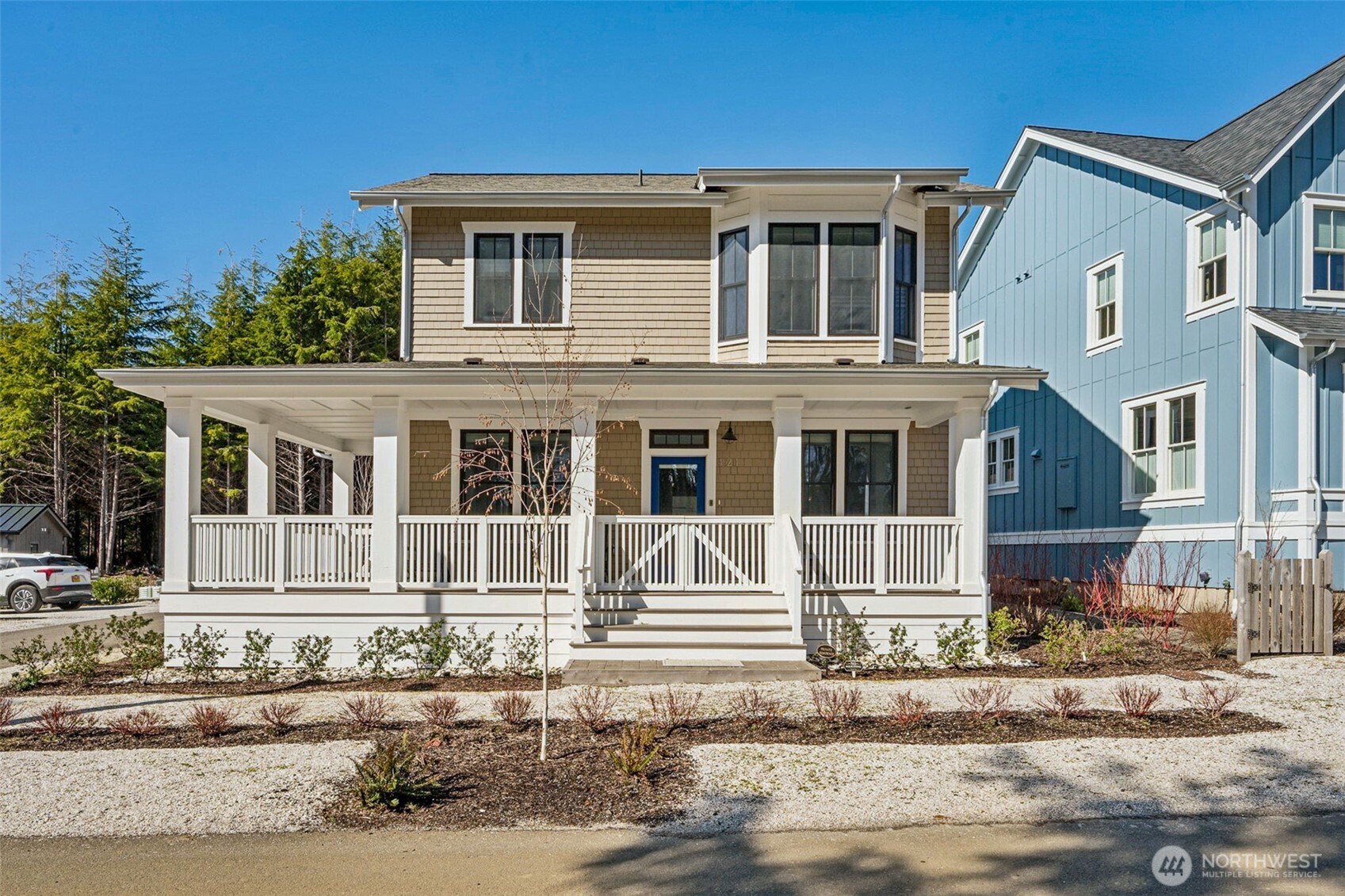 421 E Compass Street Property Photo