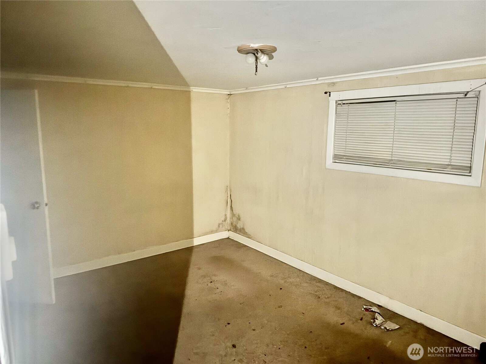 1931 S Durango Street Property Photo 4