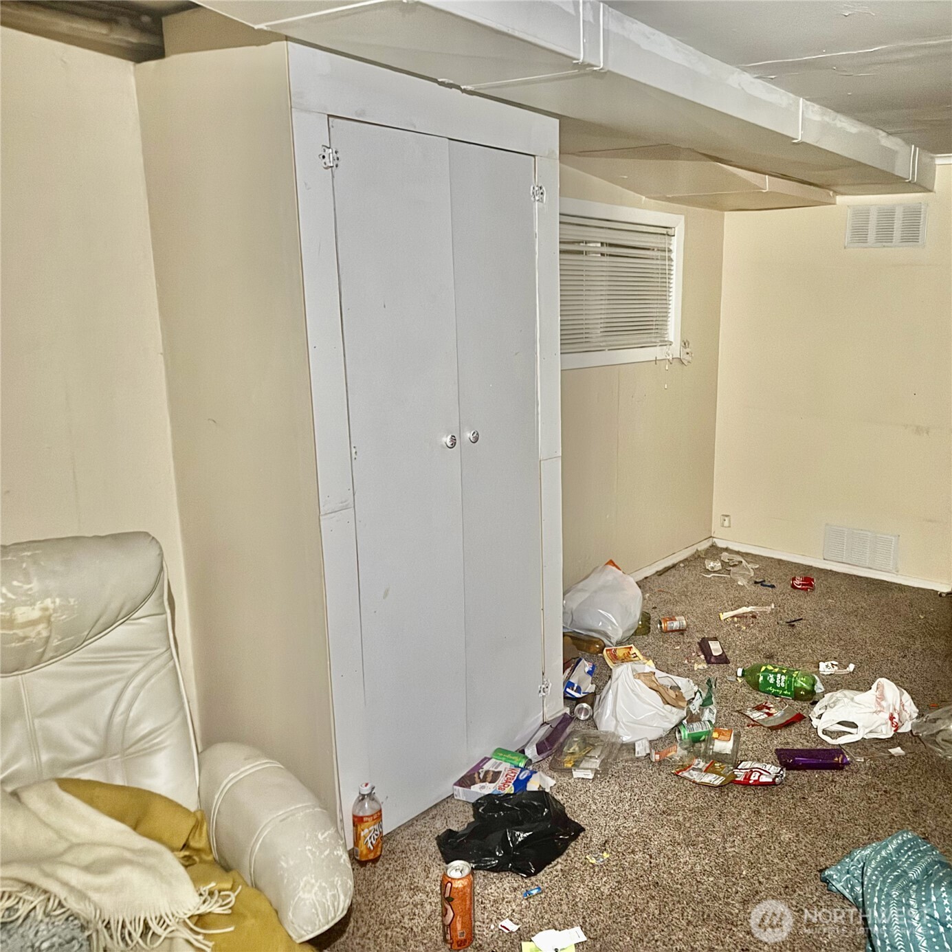 1931 S Durango Street Property Photo 5