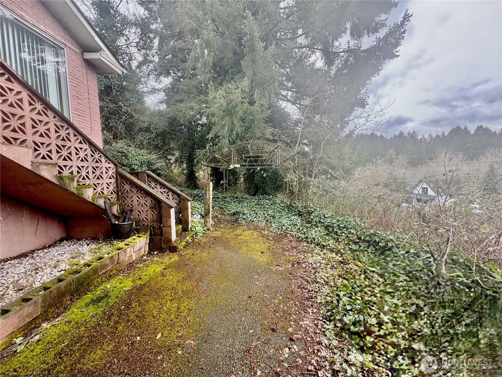1931 S Durango Street Property Photo 8