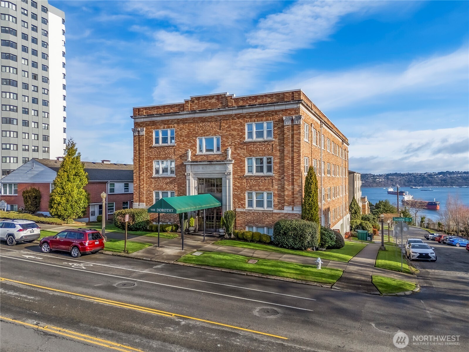 301 N Tacoma Avenue 207 Property Photo