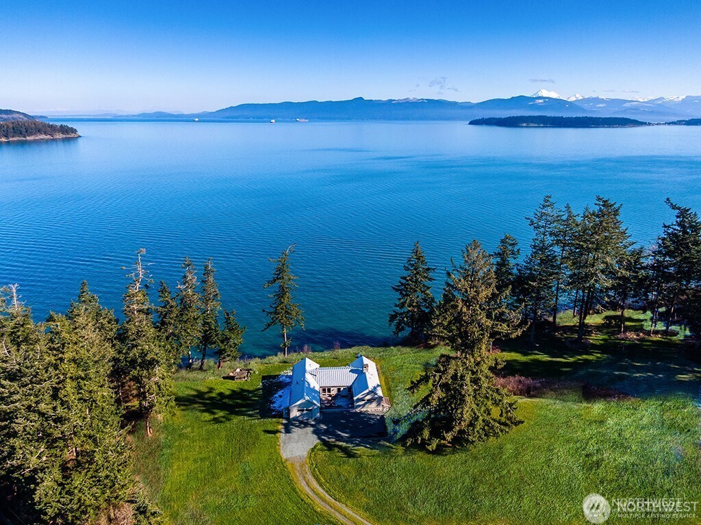 5837 Ambleside Loop Property Photo