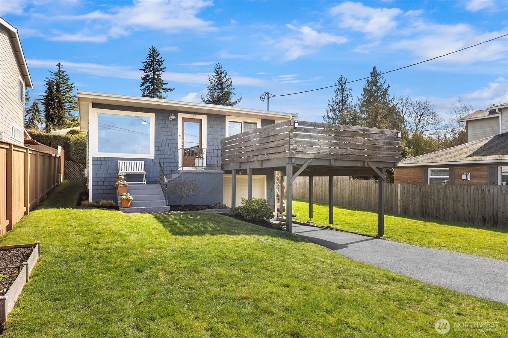 707 6th Avenue Property Photo