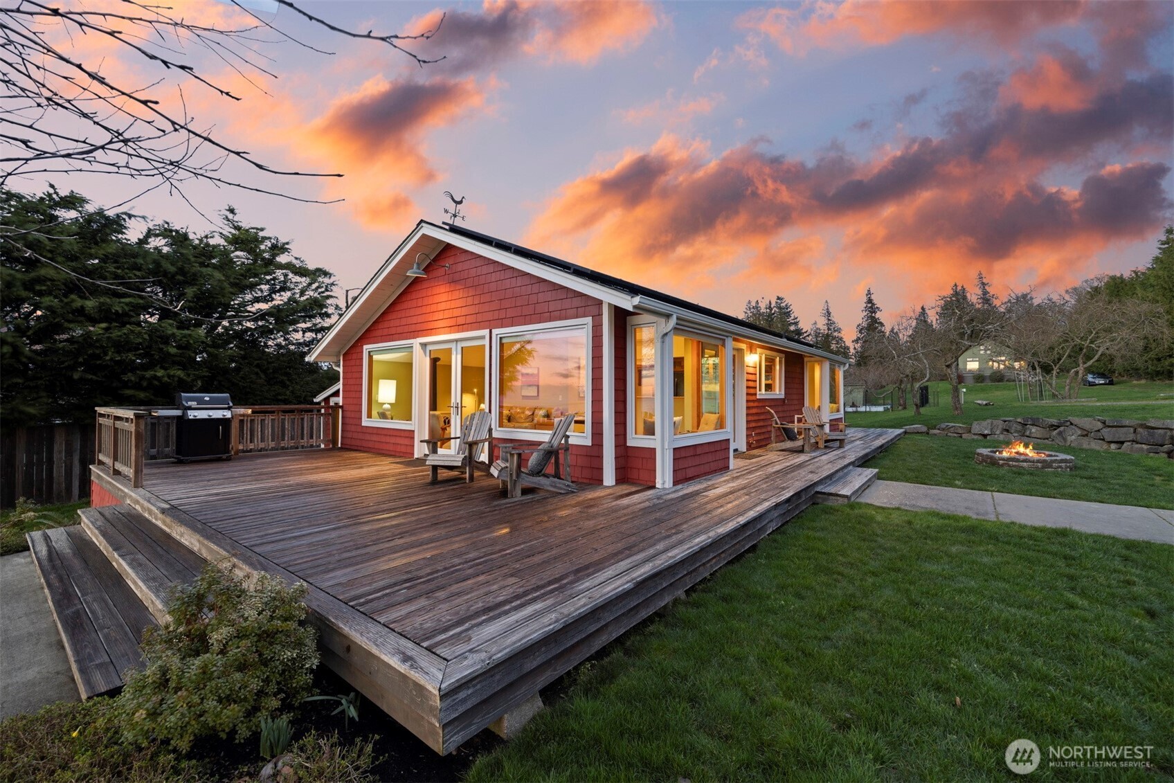 2826 W Shore Drive Property Photo