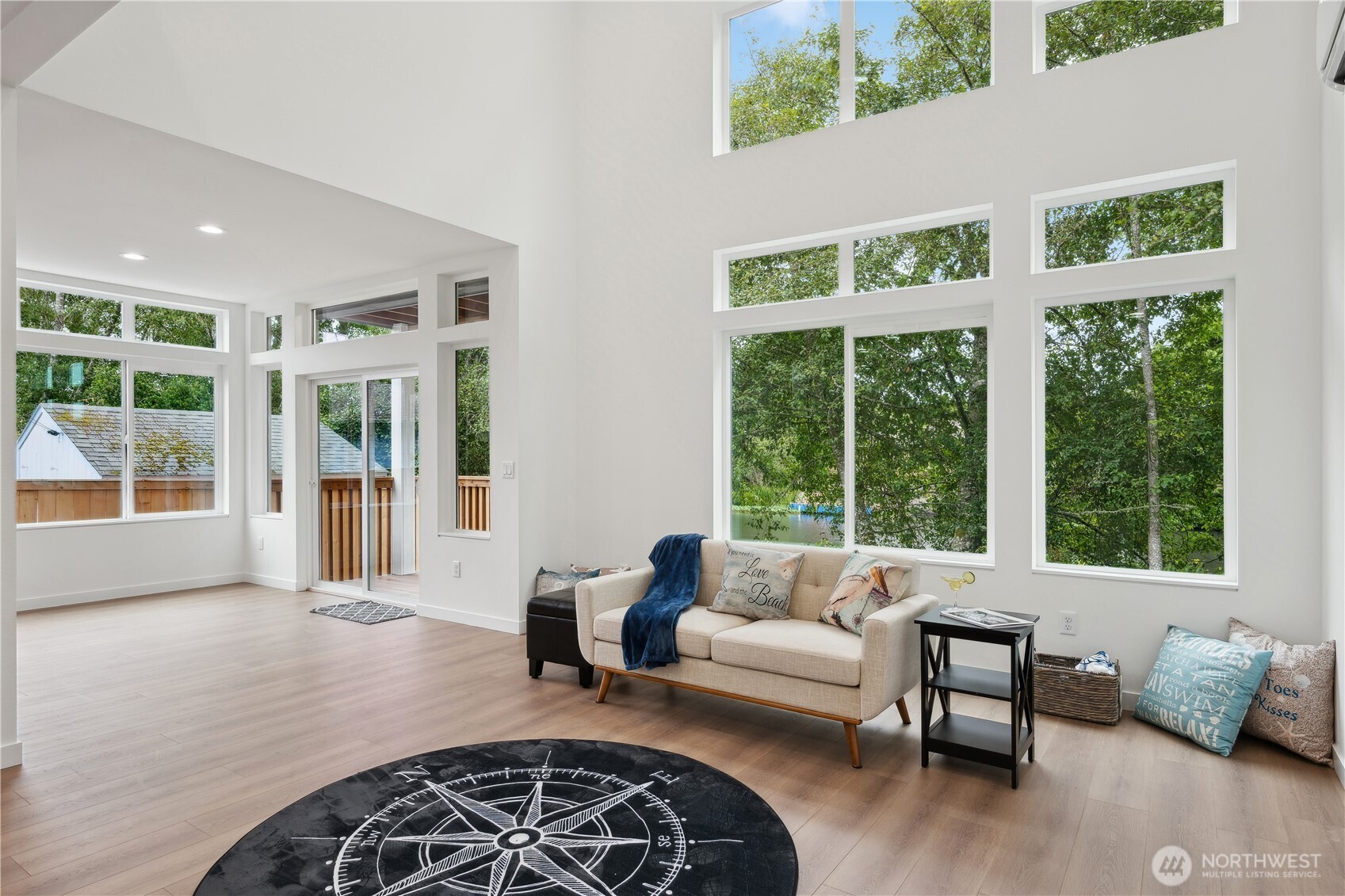 768 Point Brown Avenue Property Photo 10