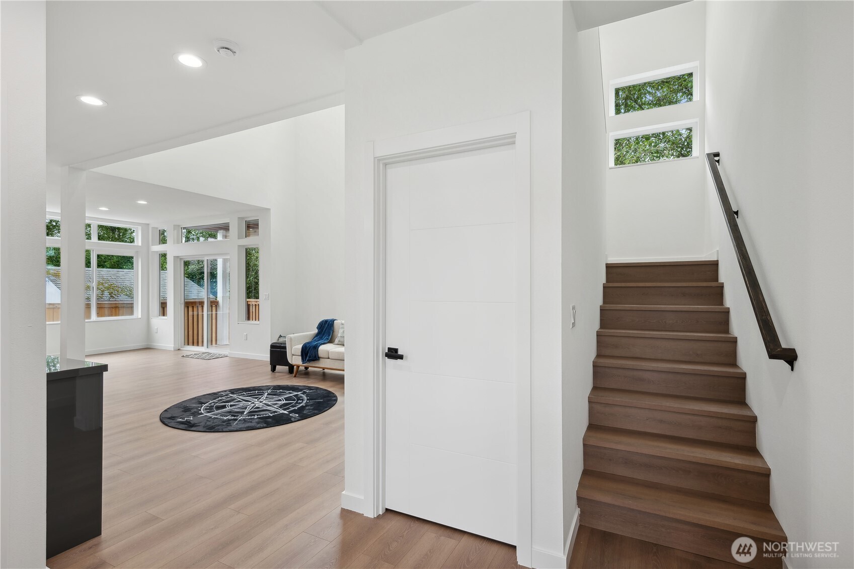 768 Point Brown Avenue Property Photo 16