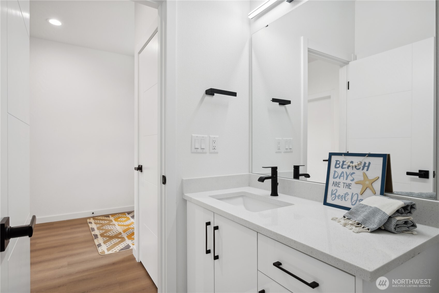 768 Point Brown Avenue Property Photo 18