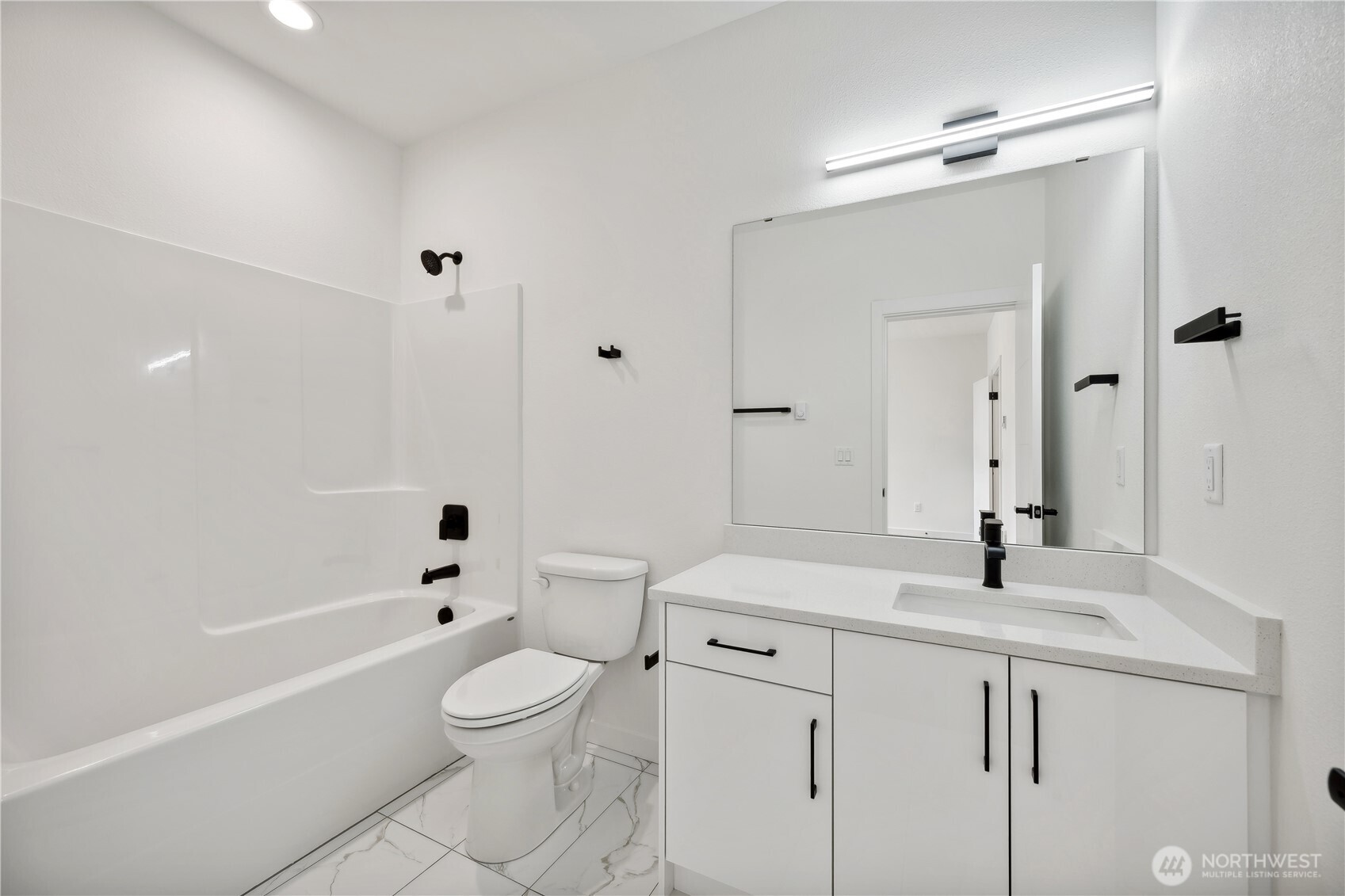 768 Point Brown Avenue Property Photo 20