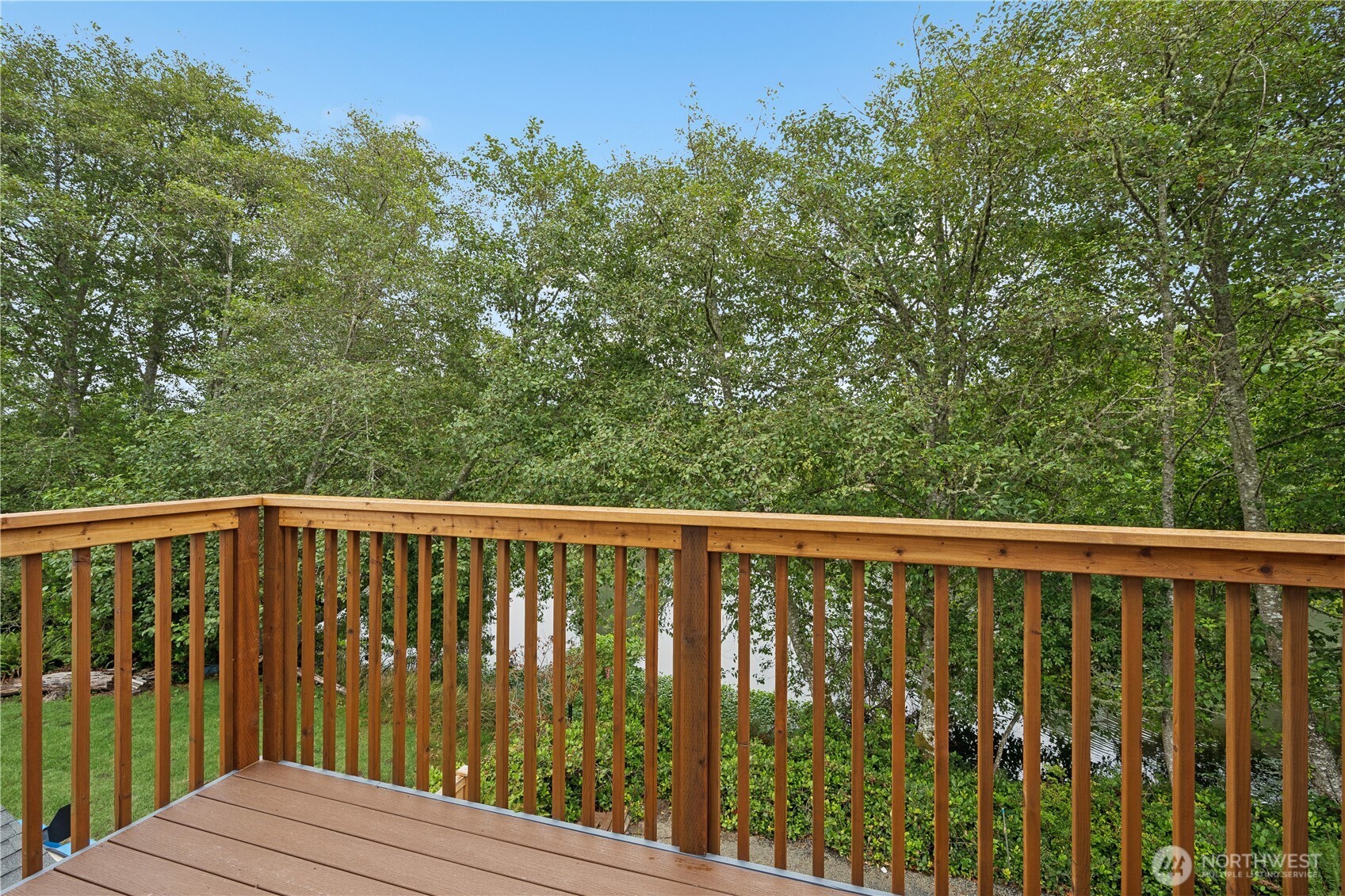 768 Point Brown Avenue Property Photo 28
