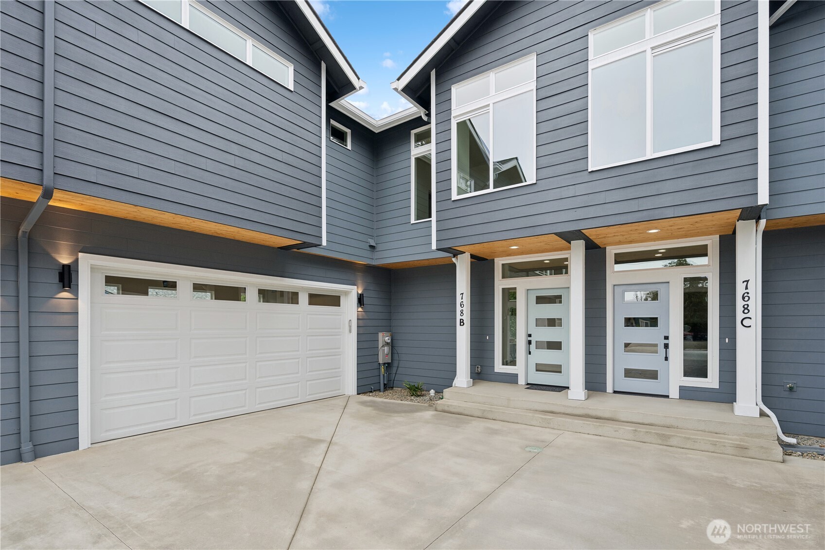 768 Point Brown Avenue Property Photo 33
