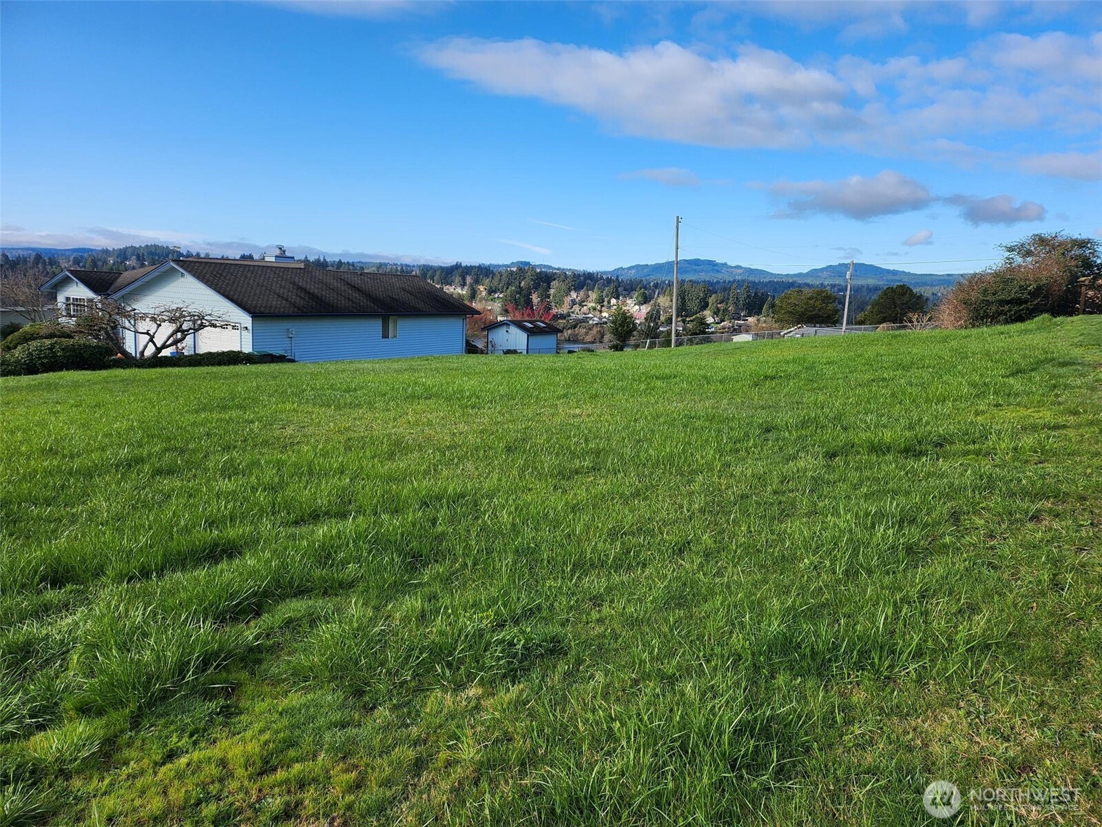 3023 Pawnee Drive Property Photo 1