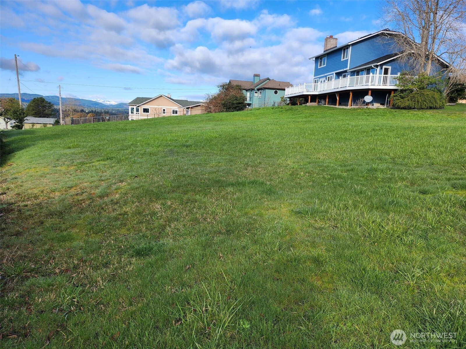 3023 Pawnee Drive Property Photo 3